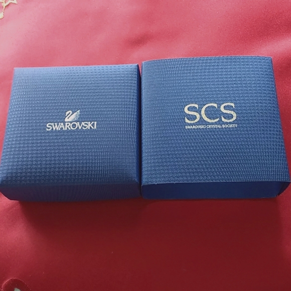 Swarovski crystal Amur flower - Picture 9 of 10